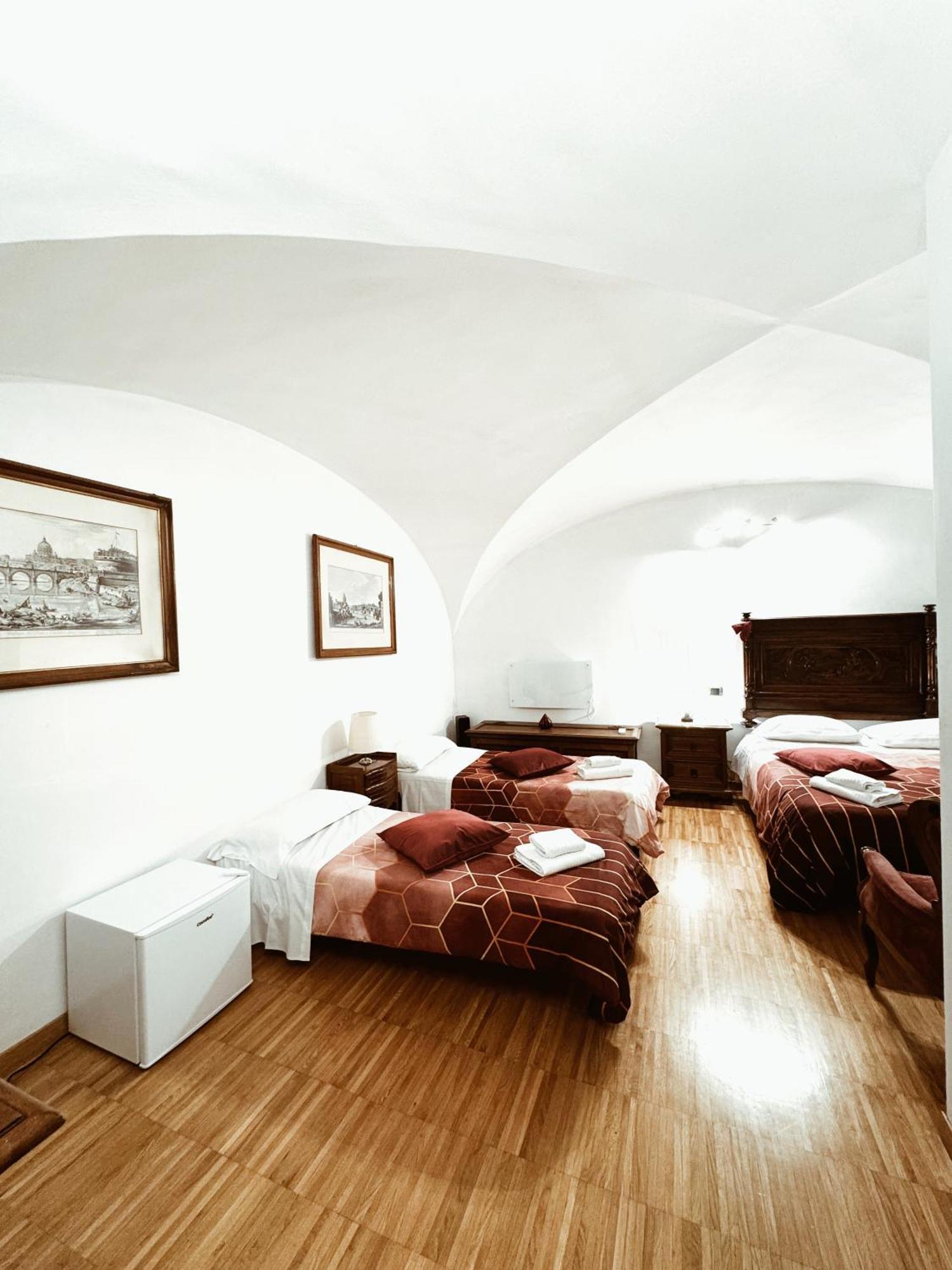 Residenza Tritone Luxury Guest House Trevi Fountain Roma Exterior foto