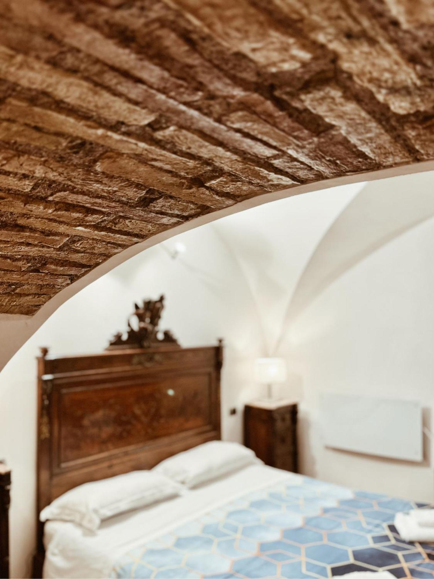 Residenza Tritone Luxury Guest House Trevi Fountain Roma Exterior foto